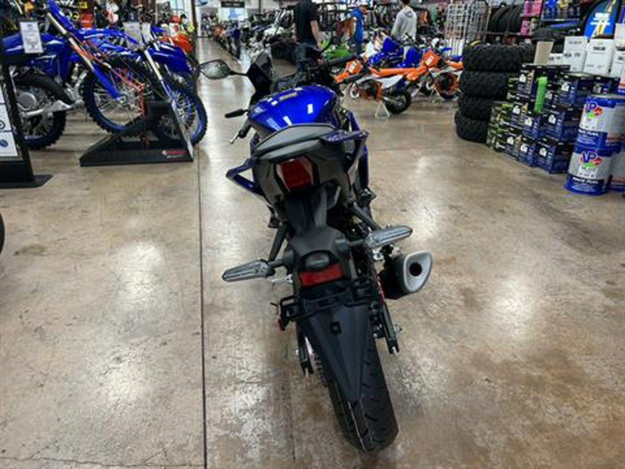 2025 Yamaha YZF-R3