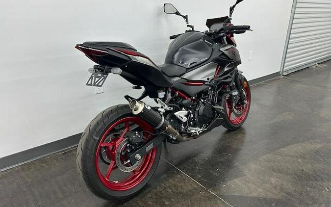 2025 Kawasaki Z500 SE ABS