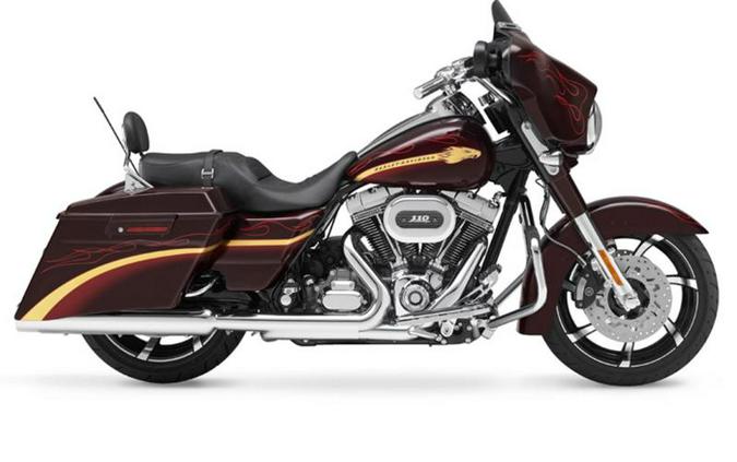 2010 Harley-Davidson® FLHXSE - CVO™ Street Glide®
