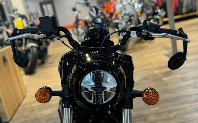 2025 Indian Motorcycle® Scout® Bobber Black Metallic