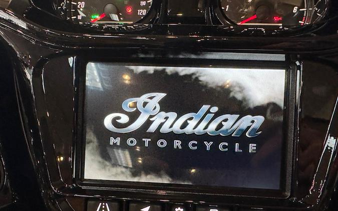 2026 Indian Motorcycle® Challenger 112 Dark Horse®