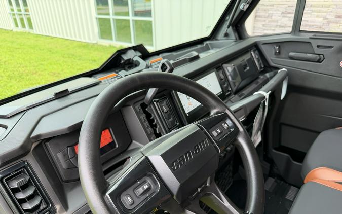 2026 Can-Am Defender MAX Lone Star CAB HD11