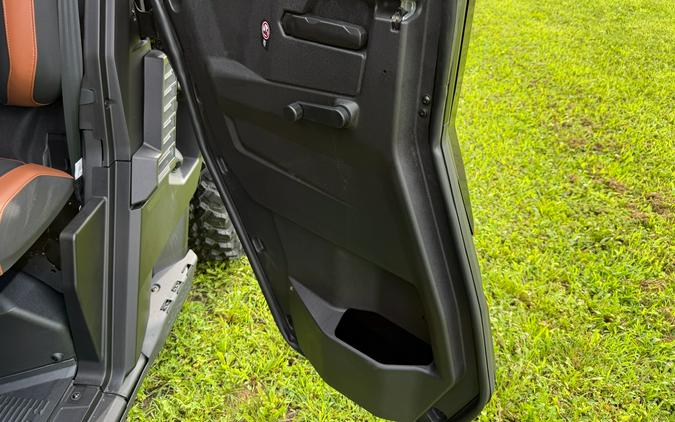 2026 Can-Am Defender MAX Lone Star CAB HD11