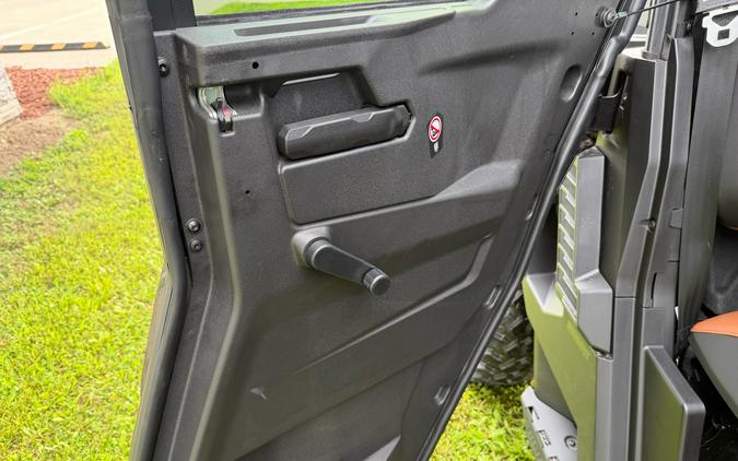 2026 Can-Am Defender MAX Lone Star CAB HD11