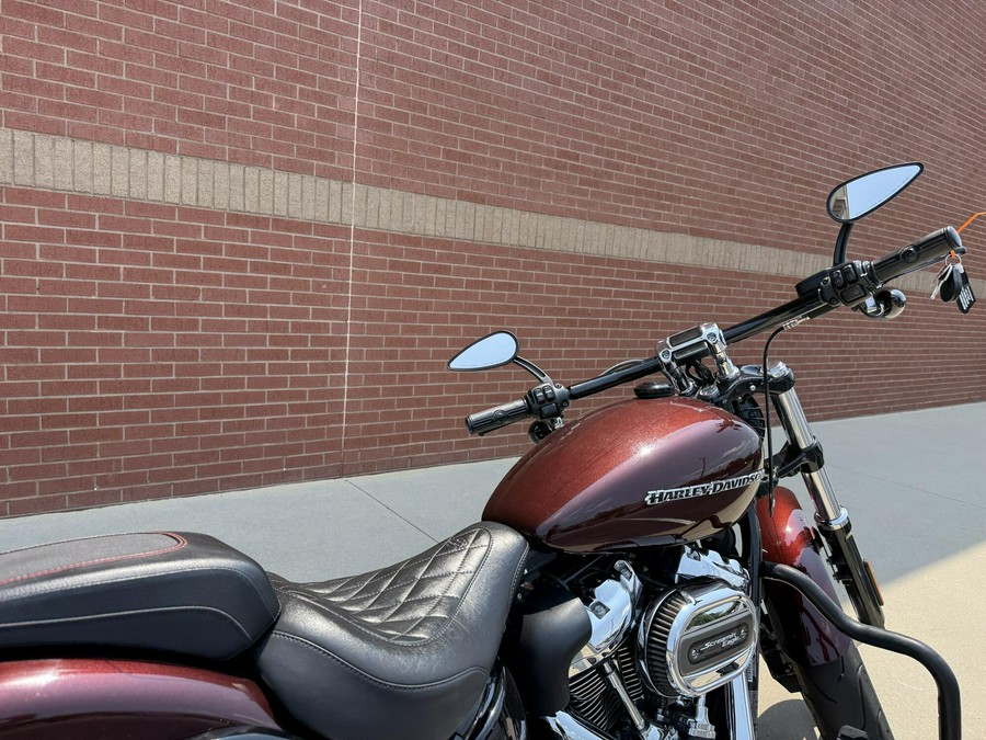 2018 Harley-Davidson® Breakout® Twisted Cherry