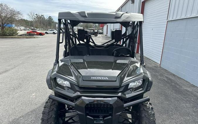 2024 Honda® Pioneer 1000-6 Deluxe Crew