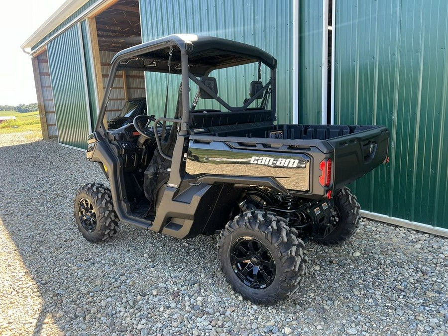 2024 Can-Am® Defender XT HD10