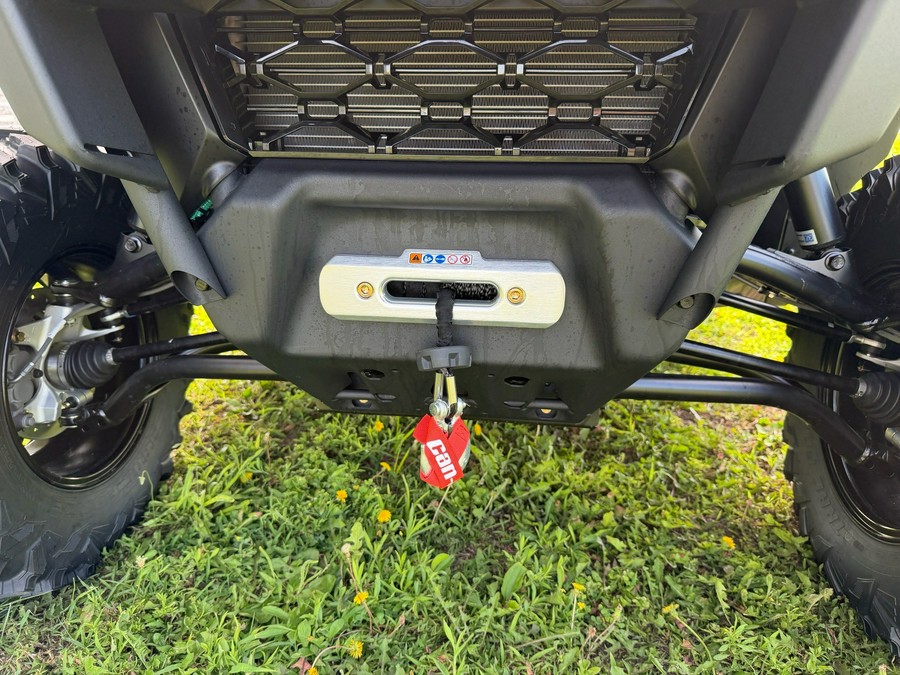 2026 Can-Am Defender MAX Limited HD11