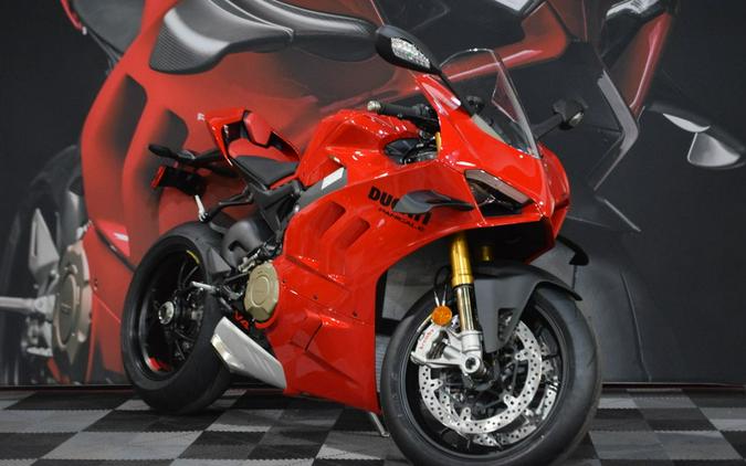 2023 Ducati Panigale V4 and V4 S First Look [7 Fast Facts]