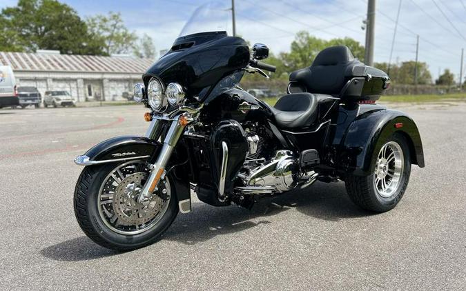 2024 Harley-Davidson® FLHTCUTG - Tri Glide® Ultra