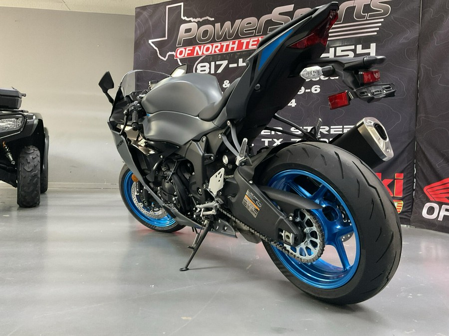 2026 Kawasaki Ninja ZX6R Base