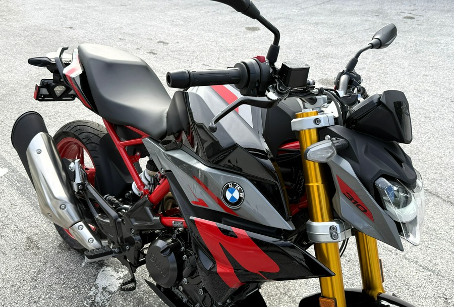 2025 BMW G 310 R
