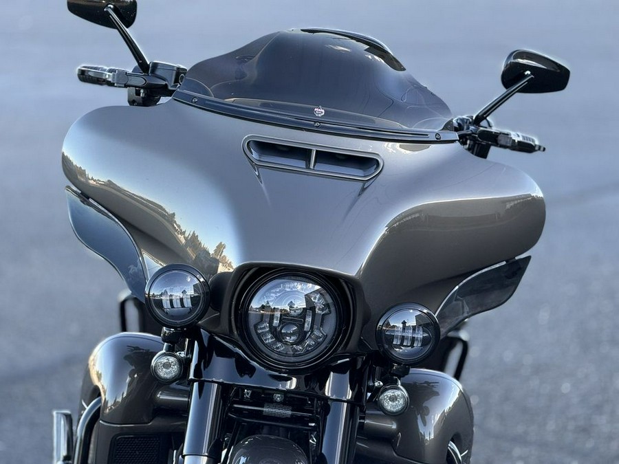 2021 Harley-Davidson® FLHTKSE - CVO™ Limited