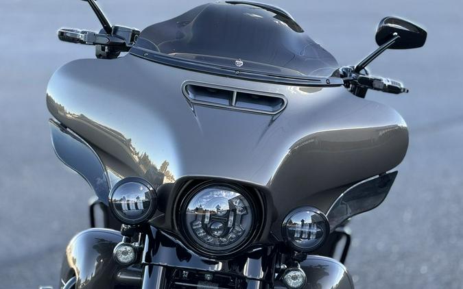 2021 Harley-Davidson® FLHTKSE - CVO™ Limited