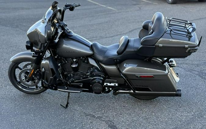 2021 Harley-Davidson® FLHTKSE - CVO™ Limited