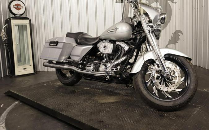 2005 Harley-Davidson® FLHRCI - Road King® Classic