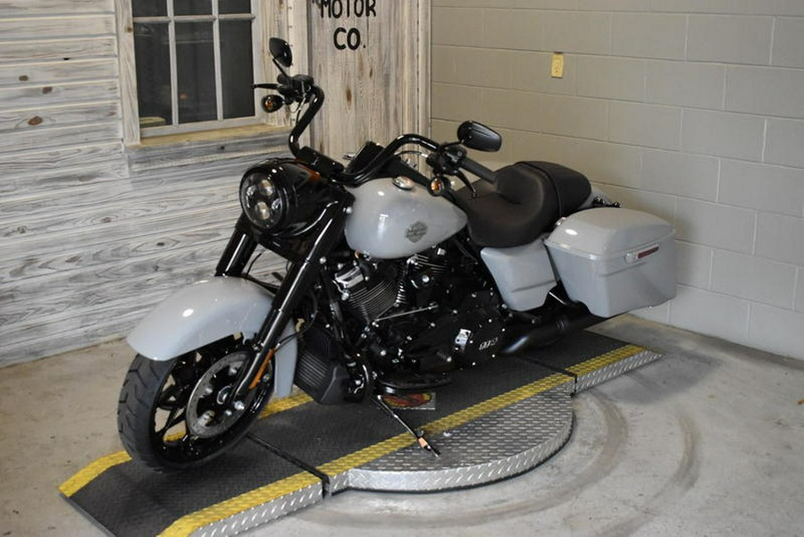 2024 Harley-Davidson® FLHRXS - Road King® Special