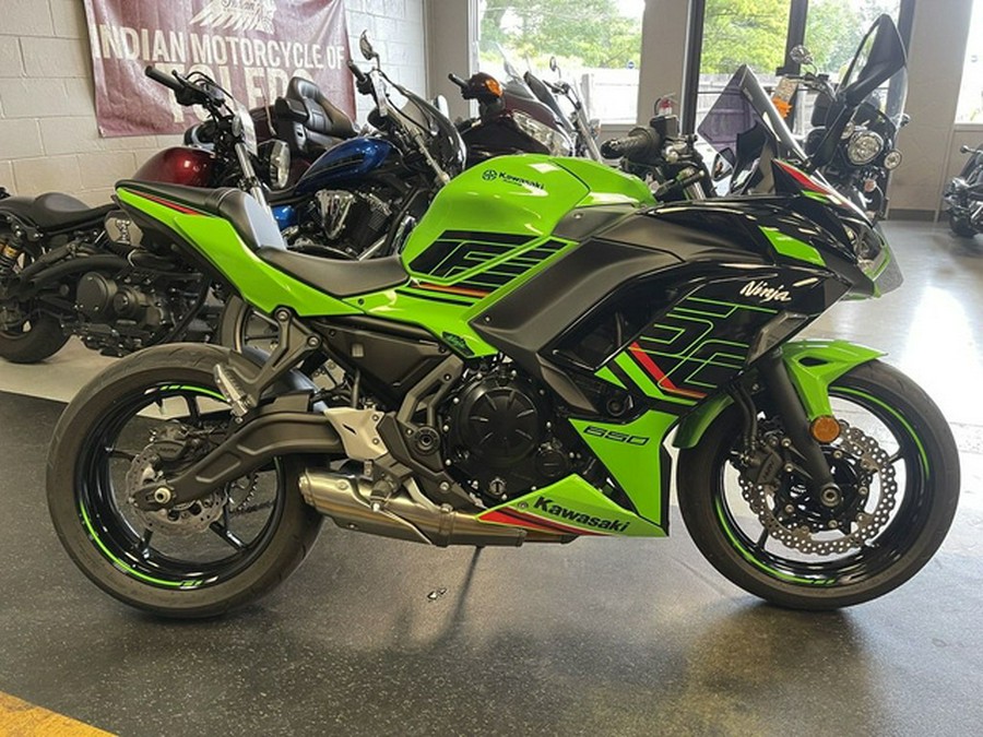 2023 Kawasaki Ninja 650 KRT Edition