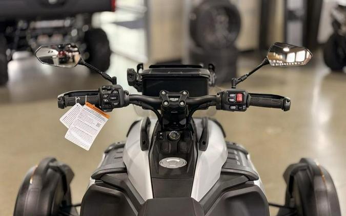 2025 Can-Am® Canyon XT