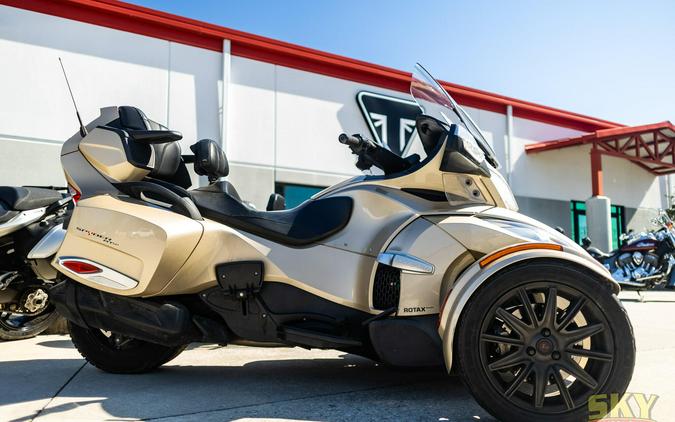 2017 Can-Am Spyder RT Base