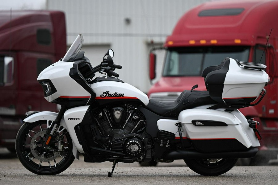 2023 Indian Motorcycle® Pursuit Dark Horse with Premium Package Icon Pearl White / Black Metallic