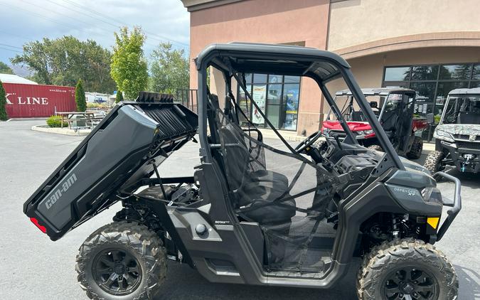 2024 Can-Am Defender XT HD7