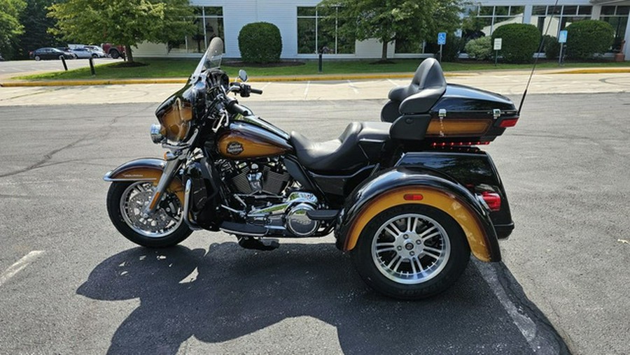 2024 Harley-Davidson Trike FLHTCUTG - Tri Glide Ultra