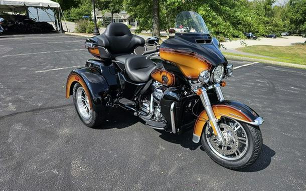 2024 Harley-Davidson Trike FLHTCUTG - Tri Glide Ultra