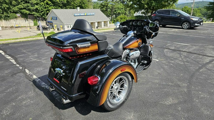 2024 Harley-Davidson Trike FLHTCUTG - Tri Glide Ultra