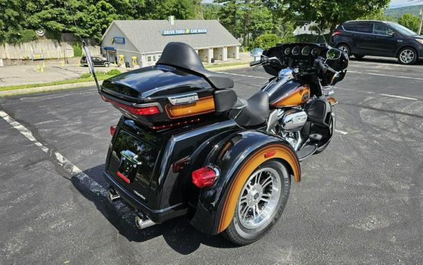 2024 Harley-Davidson Trike FLHTCUTG - Tri Glide Ultra