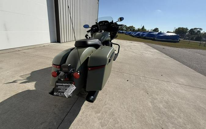 2025 Indian Motorcycle® Challenger® Dark Horse® 112 Moss Green Smoke