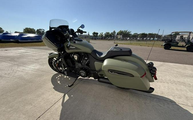 2025 Indian Motorcycle® Challenger® Dark Horse® 112 Moss Green Smoke