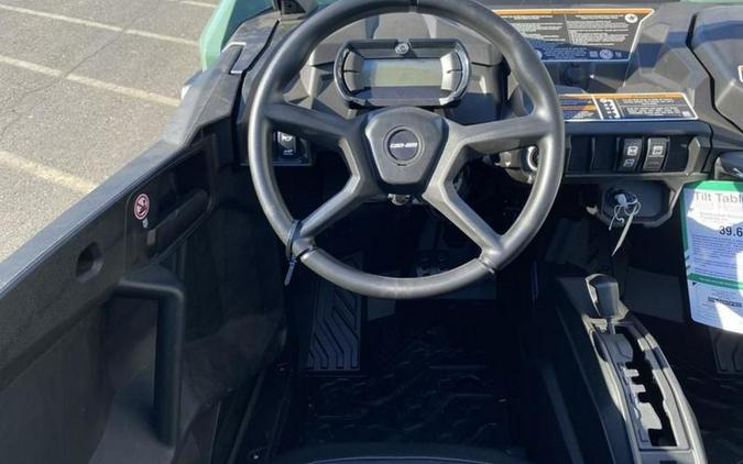 2025 Can-Am® Commander MAX DPS 1000R