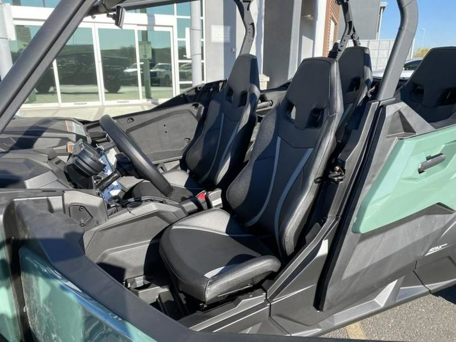 2025 Can-Am® Commander MAX DPS 1000R