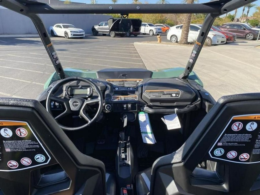 2025 Can-Am® Commander MAX DPS 1000R