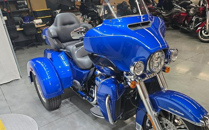 FLHTCUTG 2024 Tri Glide™ Ultra