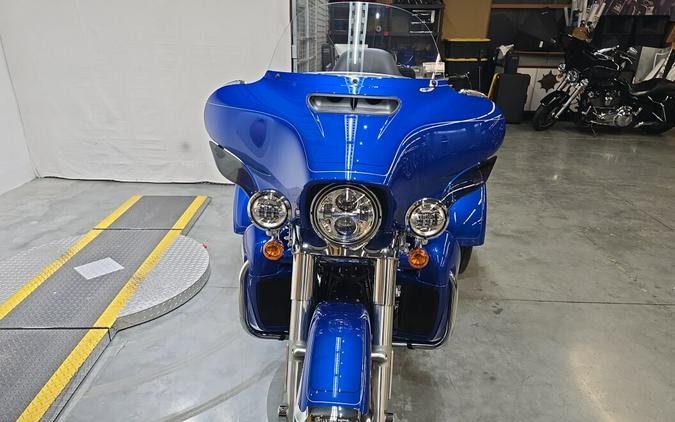 FLHTCUTG 2024 Tri Glide™ Ultra