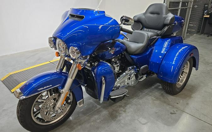 FLHTCUTG 2024 Tri Glide™ Ultra