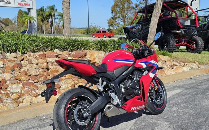 2026 Honda CBR650R E-Clutch