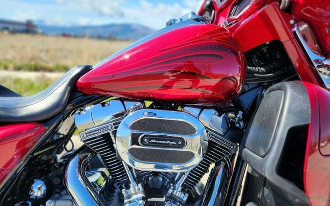 2016 Harley-Davidson CVO Street Glide Red