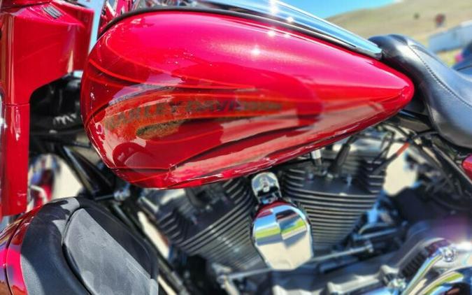 2016 Harley-Davidson CVO Street Glide Red