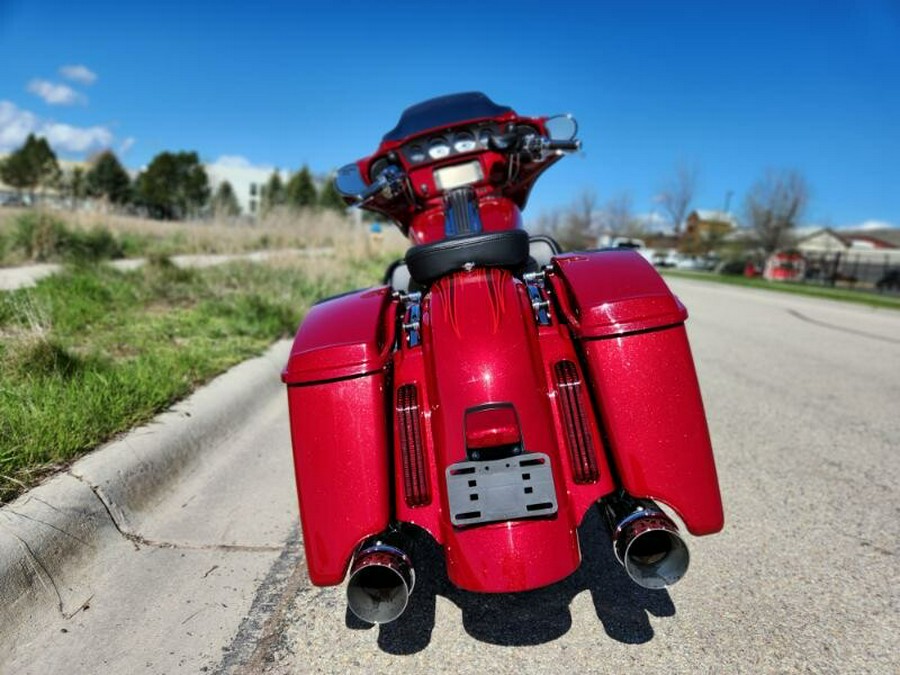 2016 Harley-Davidson CVO Street Glide Red