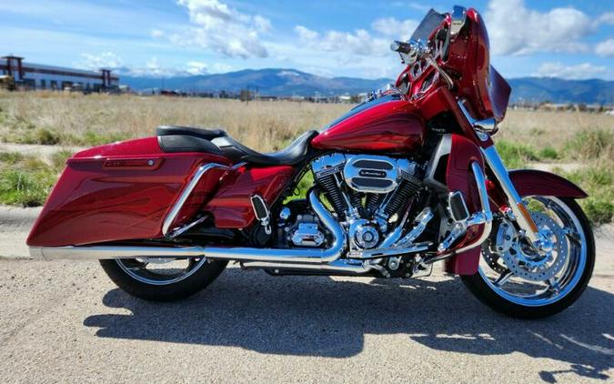 2016 Harley-Davidson CVO Street Glide Red