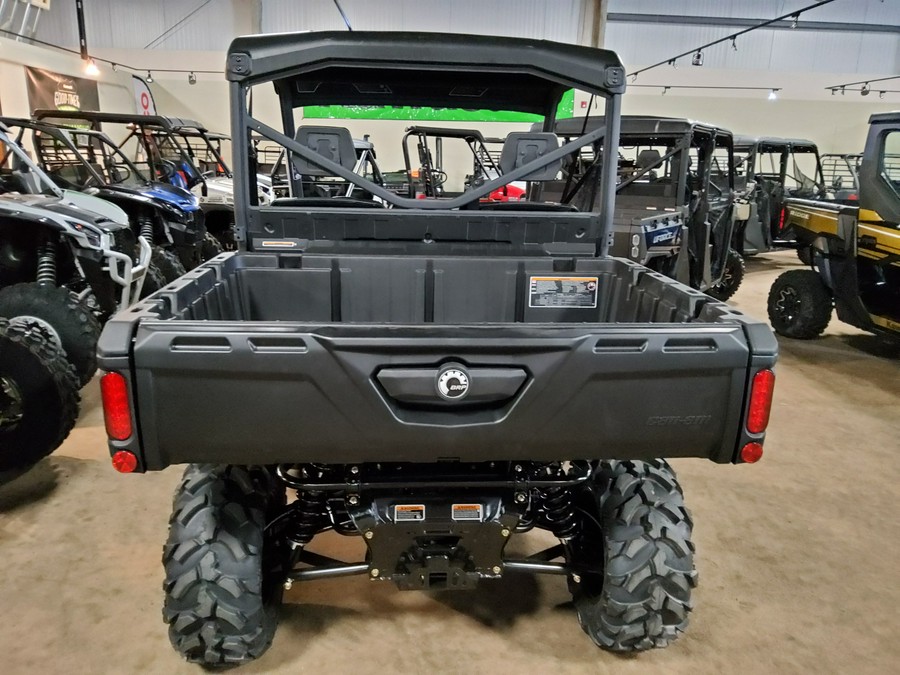 2024 Can-Am™ Defender XT HD10