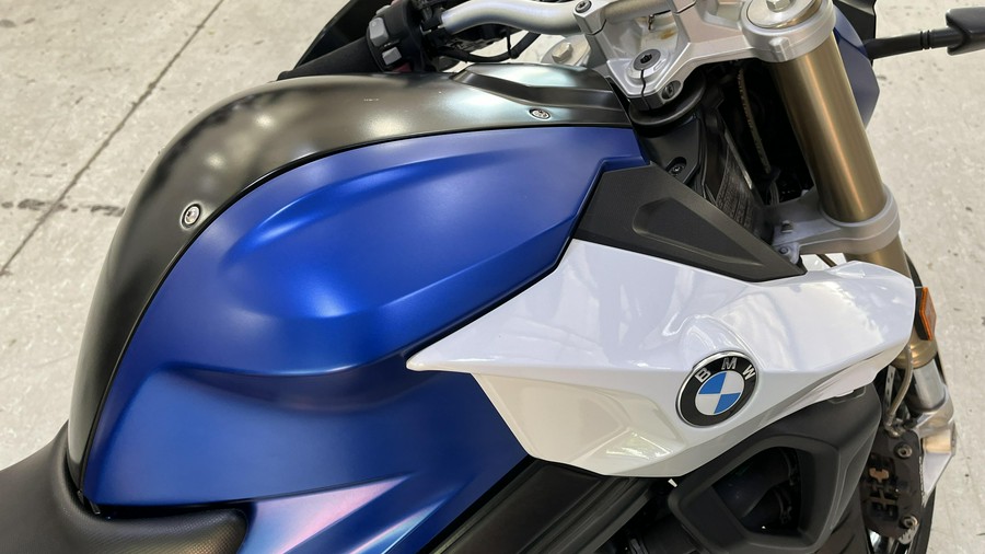 2015 BMW F 800 R