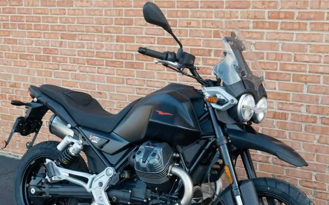 2025 Moto Guzzi V85 Strada