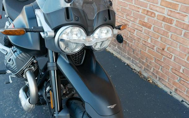 2025 Moto Guzzi V85 Strada