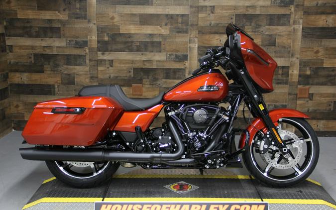 2024 Harley-Davidson Street Glide® Whiskey Fire - Black Finish