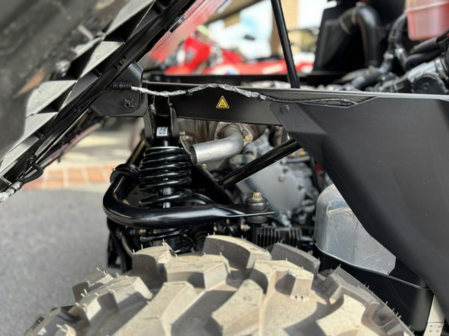 2024 Can-Am Defender MAX DPS HD10