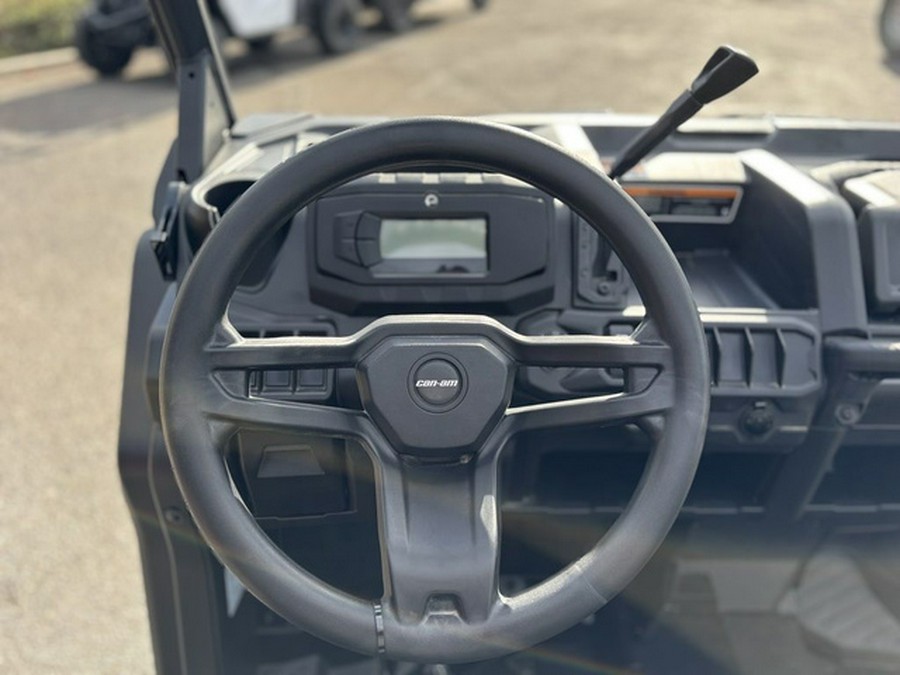 2024 Can-Am Defender MAX DPS HD10